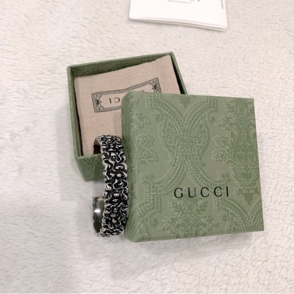 NIB Authentic Gucci Sterling Silver Crystal Garden Interlocking G Cuff Bracelet